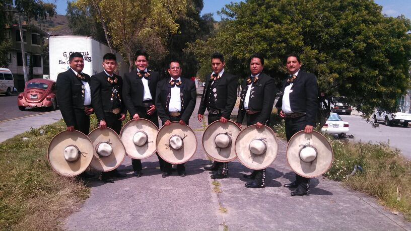 CONTRATACION DE MARIACHIS