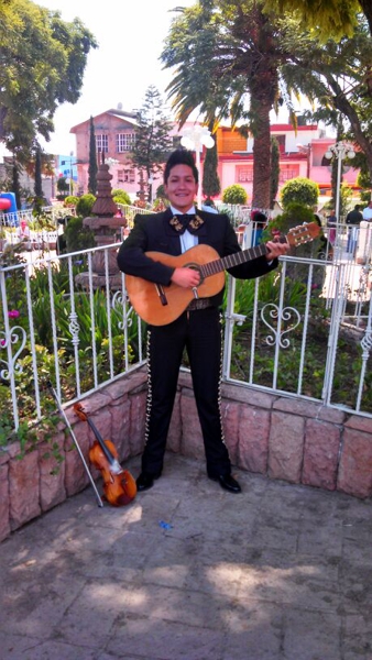 CONTRATACION DE MARIACHIS